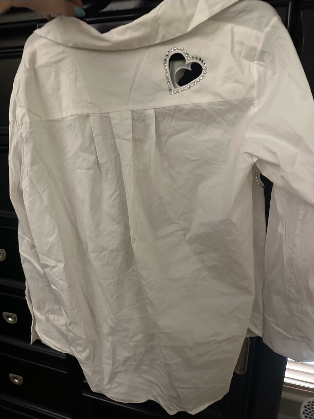 Alice + Olivia White Button-Down Shirt with Heart Cutouts - Picture 7 of 7